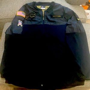 Nike men’s Dry Fit Jacket. Salut to Service Buffalo Bills